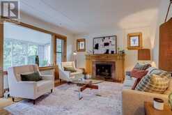 30 BARBARA CRESCENT | Toronto Ontario | Slide Image Eight