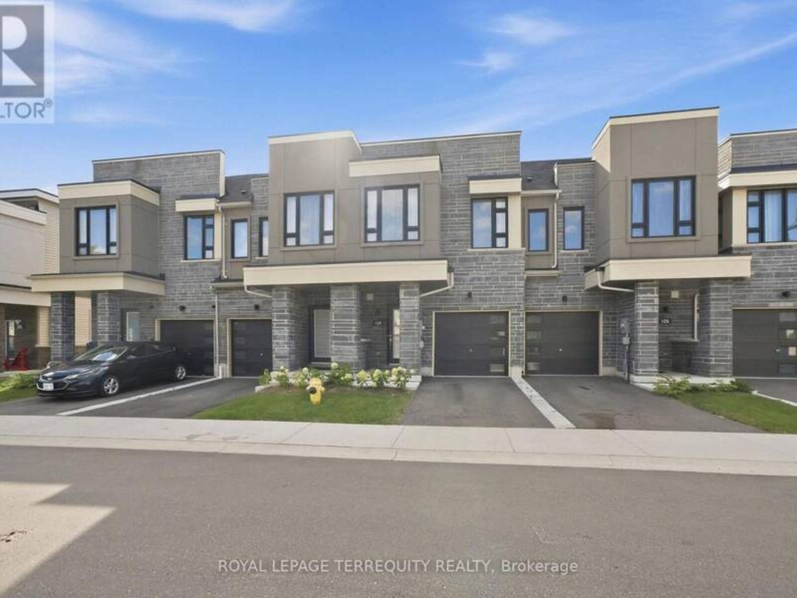 129 SAILORS LANDING, Clarington, Ontario L1C 7G4