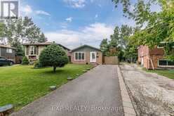 62 COURTICE CRESCENT | Collingwood Ontario | Slide Image Two