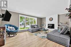 116 SHIRLEY AVENUE | Barrie Ontario | Slide Image Ten