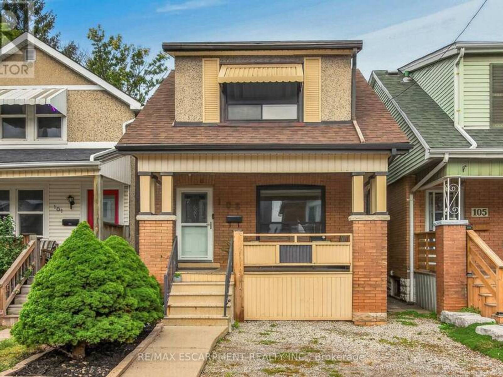 103 BELMONT AVENUE, Hamilton, Ontario L8L 7M2