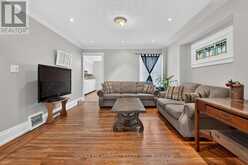 103 BELMONT AVENUE | Hamilton Ontario | Slide Image Ten