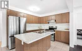 7808 TUPELO CRESCENT | Niagara Falls Ontario | Slide Image Nine