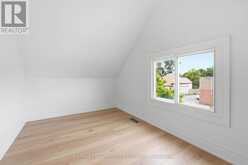 1062 CANNON STREET E | Hamilton Ontario | Slide Image Sixteen