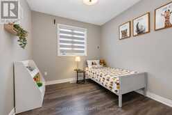 59 HILTS DRIVE | Richmond Hill Ontario | Slide Image Thirty