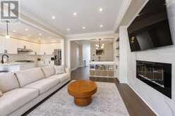 59 HILTS DRIVE | Richmond Hill Ontario | Slide Image Seven