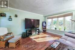 23 TARA COURT | Hamilton Ontario | Slide Image Fourteen