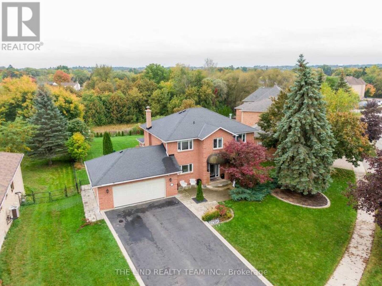 97 THOMPSON DRIVE, East Gwillimbury, Ontario L9N 1E2