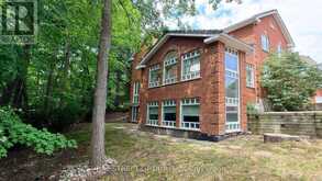 6 HUNT CLUB COURT | Markham Ontario | Slide Image Forty