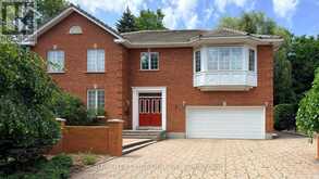 6 HUNT CLUB COURT | Markham Ontario | Slide Image Two