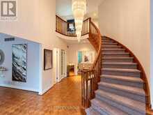 6 HUNT CLUB COURT | Markham Ontario | Slide Image Three