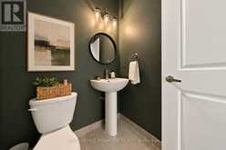 28 CANTON LANE | Whitchurch-Stouffville Ontario | Slide Image Twelve