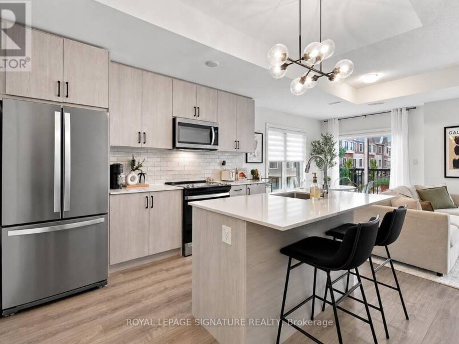 28 CANTON LANE, Whitchurch-Stouffville, Ontario L4A 4W8