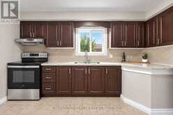 93 BAYVIEW PARKWAY | Newmarket Ontario | Slide Image Thirteen