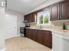 93 BAYVIEW PARKWAY | Newmarket Ontario | Slide Image Fourteen