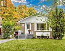 93 BAYVIEW PARKWAY | Newmarket Ontario | Slide Image Two