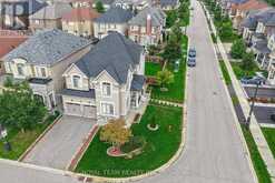 636 MCGREGOR FARM TRAIL | Newmarket Ontario | Slide Image Thirty-seven