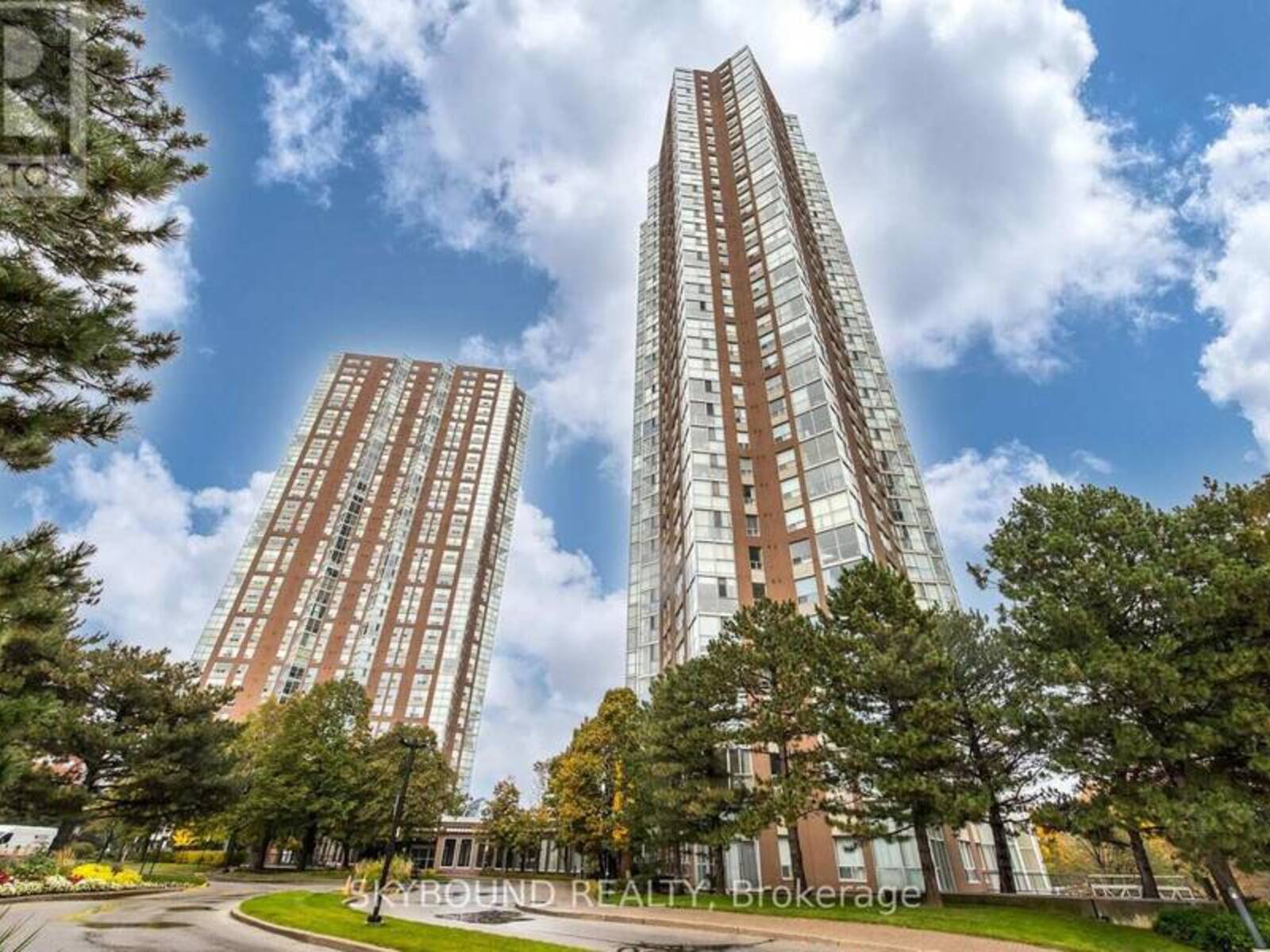 2706 - 5 CONCORDE PLACE, Toronto, Ontario M3C 3M8