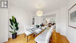 4 ASHSTEAD PLACE | Toronto Ontario | Slide Image Seven
