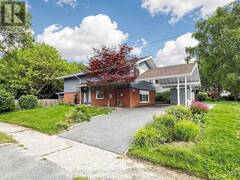17 AMBOY ROAD Toronto Ontario, M1G 3J3
