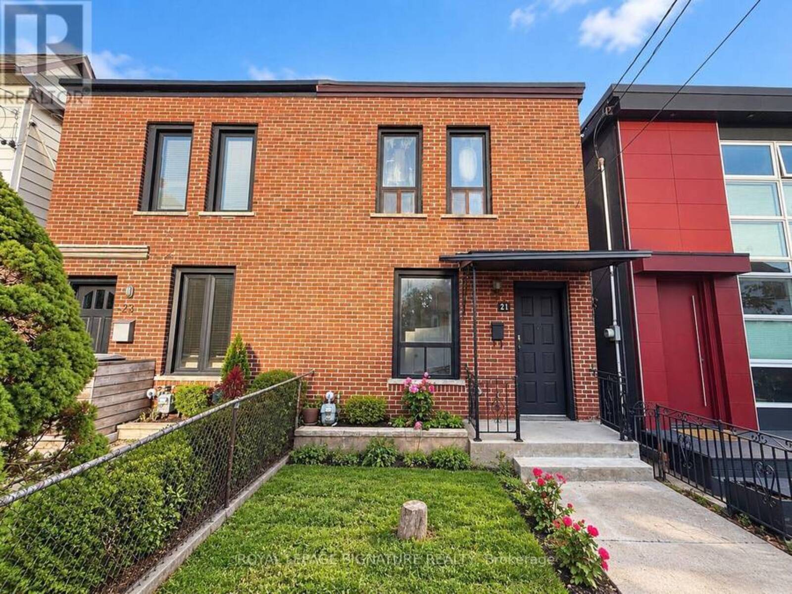 21 VIA ITALIA, Toronto, Ontario M6H 3R3