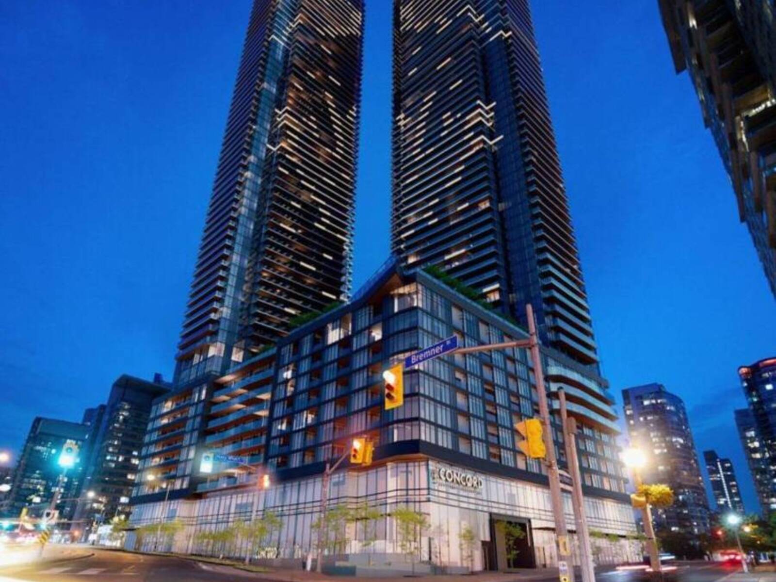2207 - 1 CONCORD CITYPLACE WAY, Toronto, Ontario M5V 0X3