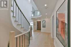 49 CYGNUS DRIVE | Richmond Hill Ontario | Slide Image Five