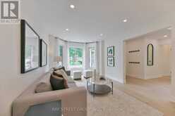 49 CYGNUS DRIVE | Richmond Hill Ontario | Slide Image Nine