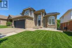 49 CREEKSIDE DR | Guelph Ontario | Slide Image One
