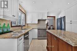 96 BENJAMIN DRIVE | Vaughan Ontario | Slide Image Twelve