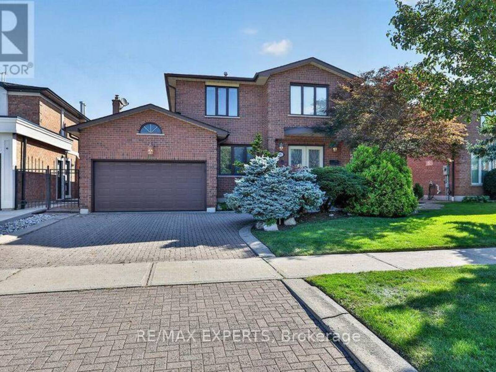 96 BENJAMIN DRIVE, Vaughan, Ontario L4L 1H9