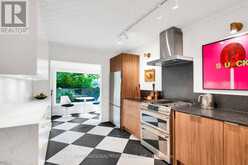 53 SPRUCE STREET | Toronto Ontario | Slide Image Twelve