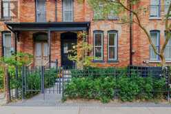 53 SPRUCE STREET | Toronto Ontario | Slide Image Three