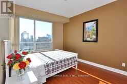 1807 - 120 HOMEWOOD AVENUE | Toronto Ontario | Slide Image Eight