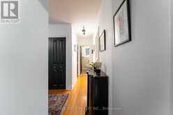 59 LANDFAIR CRESCENT | Toronto Ontario | Slide Image Eight