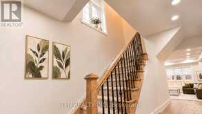 238 SKINNER ROAD | Hamilton Ontario | Slide Image Fourteen