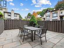 55 ENGLISH IVYWAY | Toronto Ontario | Slide Image Forty