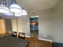 204 - 249 MAJOR MACKENZIE DRIVE E | Richmond Hill Ontario | Slide Image Thirteen