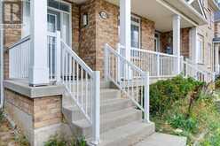 818 CASTLEMORE AVENUE | Markham Ontario | Slide Image Three