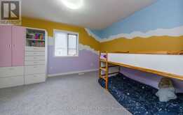 11 HANS DRIVE | Markham Ontario | Slide Image Thirty