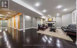 11 HANS DRIVE | Markham Ontario | Slide Image Thirty-seven