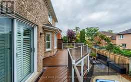 11 HANS DRIVE | Markham Ontario | Slide Image Fifty