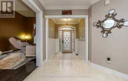 11 HANS DRIVE | Markham Ontario | Slide Image Eight
