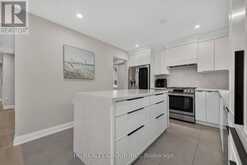 26 COUNTRY LANE | Barrie Ontario | Slide Image Fourteen