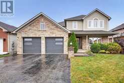 26 COUNTRY LANE | Barrie Ontario | Slide Image Two