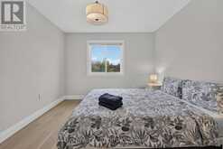 26 COUNTRY LANE | Barrie Ontario | Slide Image Thirty-two