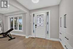 26 COUNTRY LANE | Barrie Ontario | Slide Image Three