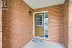 22 QUILLBERRY CLOSE | Brampton Ontario | Slide Image Four