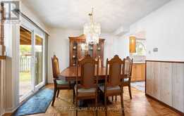 875 MESSENGER MEADOW DRIVE | Mississauga Ontario | Slide Image Nine