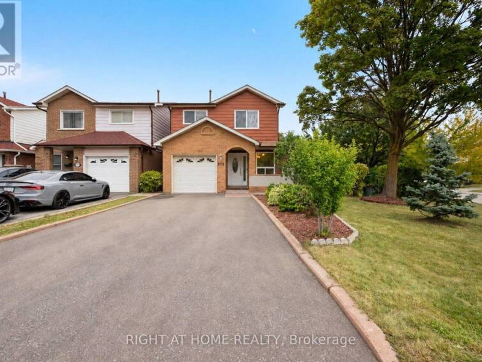 875 MESSENGER MEADOW DRIVE, Mississauga, Ontario L5C 3T1